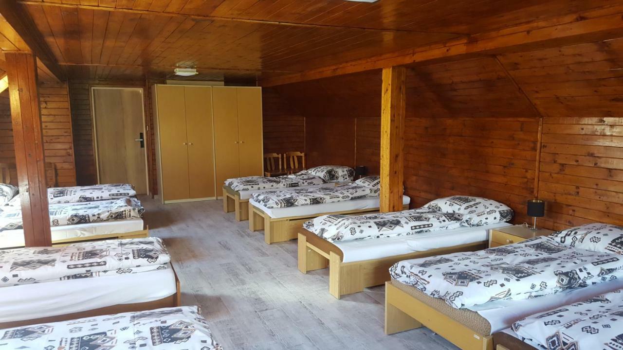 Rs Bernov Zatisi Hotel Nejdek Exterior foto